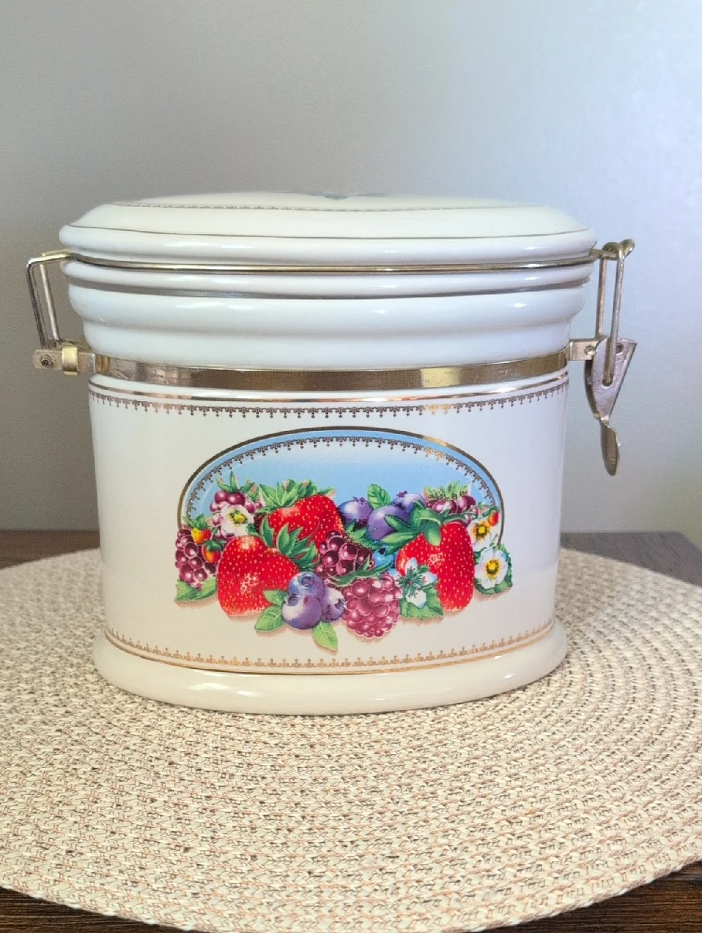 Knott's Berry Farm Foods Ceramic Canister - White